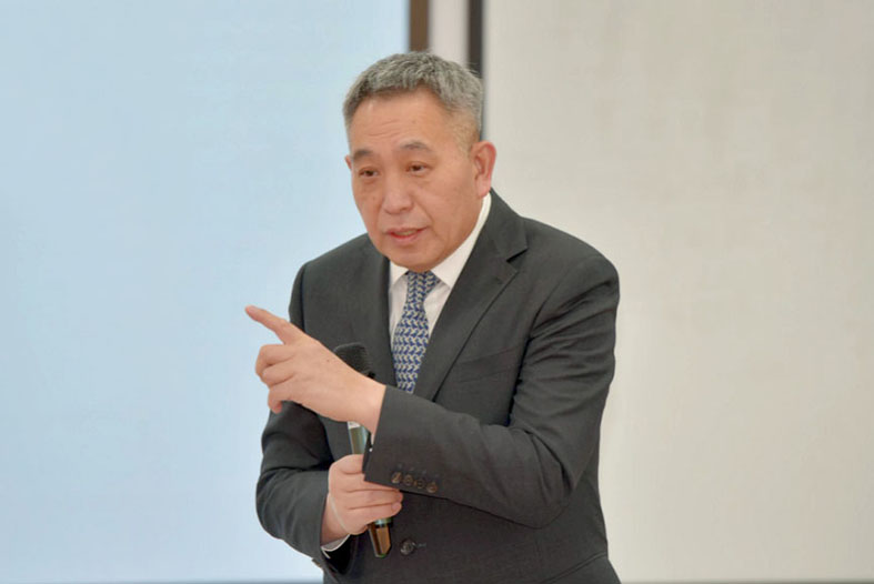 北京大學(xué)光華管理學(xué)院教授、博士生導(dǎo)師  李 其